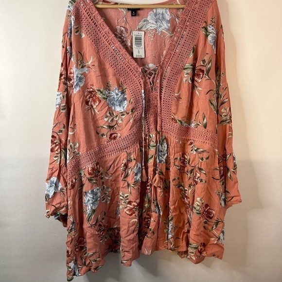 Torrid Boho Babydoll Top Plus Size 5X Pink Floral Tassel Lace Up Crochet - Picture 2 of 6